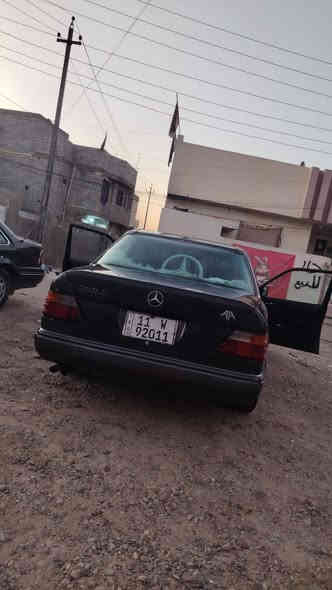 السلام عليكم مرسيدس للبيع
موديل 1988 
سياره جاهزة اي نقص مابيهه 
سنويه باسمي ارقام انكليزي تحويل ثاني يوم 
سنويه تسقط بشهر 12 
تخم تاير جديد 
تبريد تدفئه شغالات بس الفان بي فيوز طك 
صدر امامي خلفي جديد 
كهربائيات شغاله 
فتحه شغاله
شغل واطلع 
مكاني الزعفرانية جسر ديالى القديم 
السعر 55 وبيهه مجال 
*********** واتس اب
