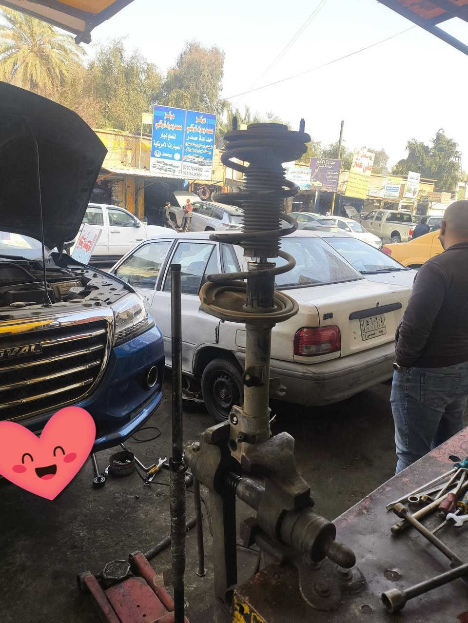 حداد صدر وادوات احتياطيه 
🔧🚗 جانب من أعمالنا اليومية

ومن الله التوفيق مستمرين بتوفير الأدوات، الصيانة وخدمة التوصيل

محل الصادق 

🚙 HAVAL H2

تم بفضل الله فحص الصدر الأمامي والخلفي، وتبين أن المستهلك هو الصدر الأمامي فقط، وتم تبديل القطع المستهلكة وتشمل:

🔩 دبلات أمامي (2)

🔩 بوش طبلاط (4)

🔩 روس رواط (2)

🔩 طوبات (2)

✔️ متوفر لدينا جميع قطع الصدر الأمامي والخلفي لكافة أنواع السيارات

✔️ خدمة صيانة وحدادة صدر بنفس الوقت

📍 العنوان: بغداد – ساحة الطيران – الفرع الثالث – شارع حجي منيشد

☎️ للاستفسار:

***********

***********

#صيانة_سيارات #حدادة_صدر #قطع_غيار #HAVAL #هافال #بغداد #ساحة_الطيران #ميكانيك #تصليح_سيارات #العراق
