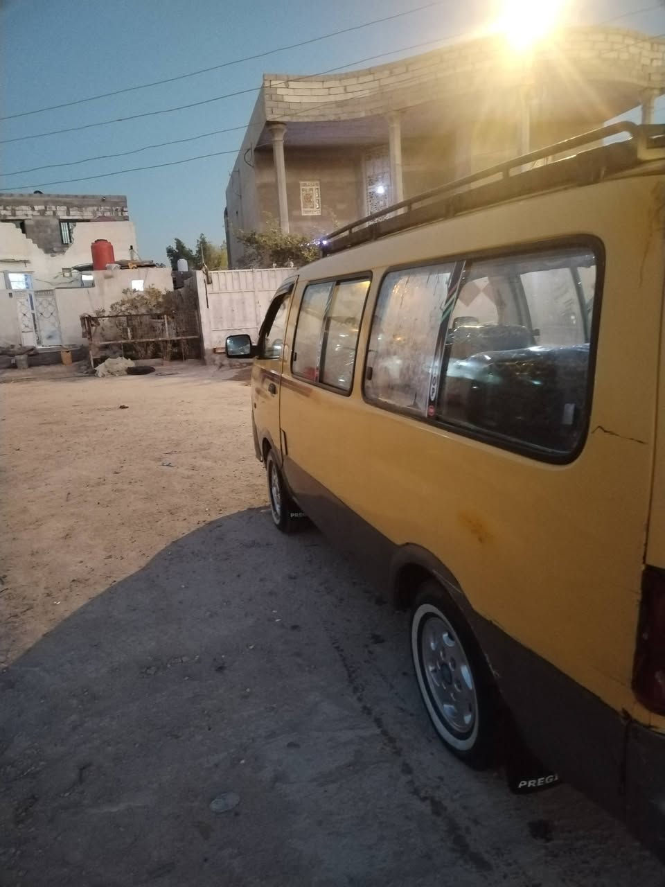 سلام عليكم سيارة للبيع بريجو موديل ٩٦ رقم انكليزي تحويل ثاني يوم مكينة وگير حدادية مكفولات كهربايات كله شغالة العنوان بصرة ابي الخصيب رقم *********** السعر ٦٠  وبيه مجال
