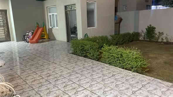 دار للبيع في مجمع ابو تراب 
نضيفه ١٠٠ %
يتكون من غرفتين ومطبخ واستقبال وطرمه كبيره المساحه ٢٠٠ 
مقدمه٨٧ والباقي٨٠ صاعد مصرف  الاستقطاع الشهر ٤٣٠ 
صادر بي سند 
للاستفسار اكثر مراسله الصفحه او لاتصال بالرقم ***********
