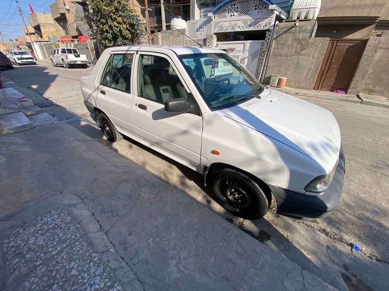 السلام عليكم
سايبا خصوصي موديل 2022 
بغداد كفاله عامة بدون نقطة صبغ او تبديل ماشية 64 
شاشة + كامرة بلادية مو تحوير  
تخم تاير جديد 
صدر حدادية صارله اقل الشهر جديد
تبريد خير من الله
***********
السعر 64 وبيهة مجال
