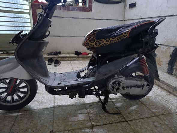 سلام عليكم ماكس منغولي بوشه 55شلعه معدل متنكض دراجه يردله كبرتير  تعبان شغاله هندر
مكاني بغداد بلديات سعر250وبيه مجال ***********
