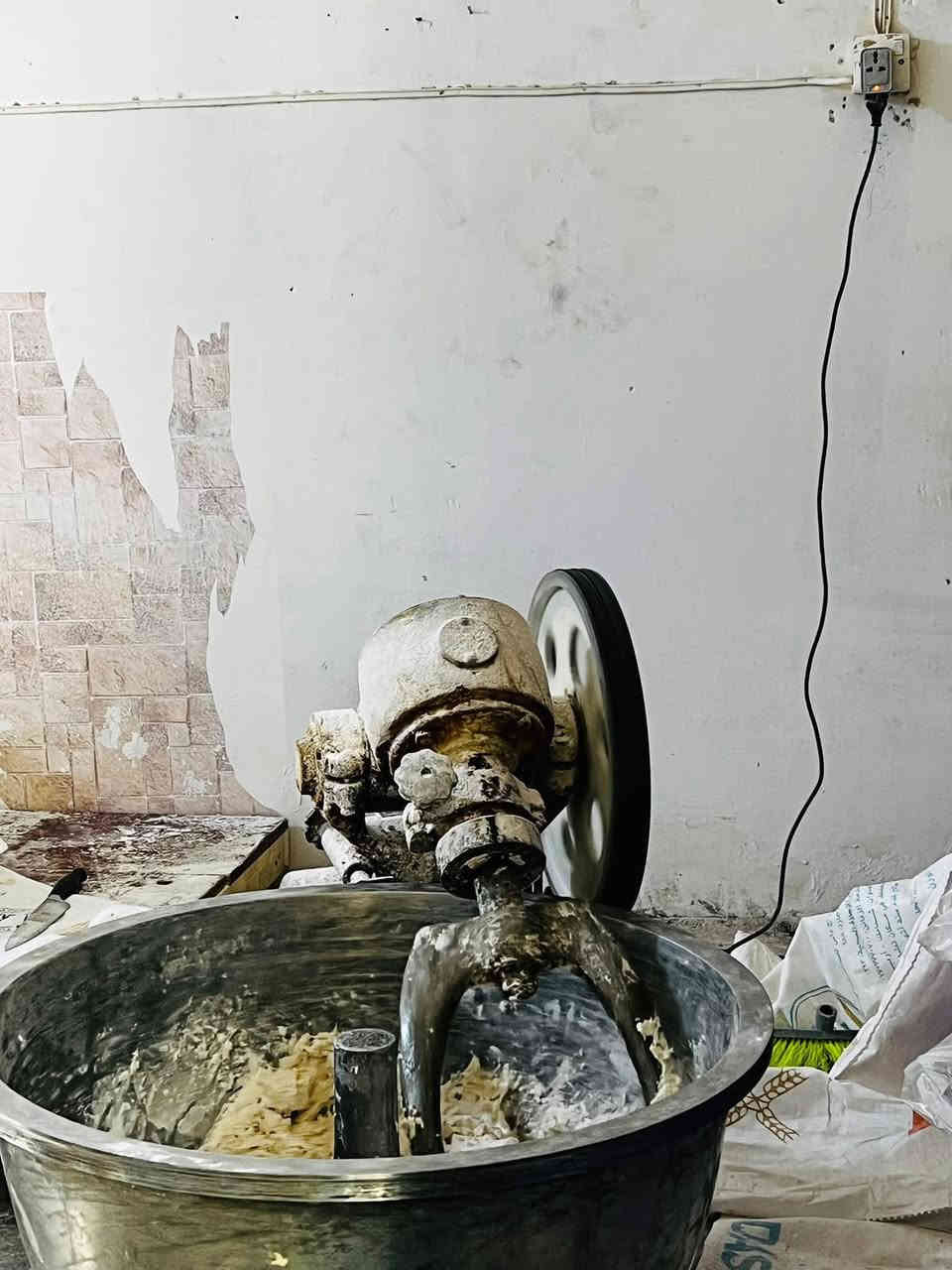 اعادة النشر بسبب الوعود الكاذبة
فرن صمون كهربائي للبيع + موجود الفرن مع عرباين 5 عرباين وميز مرمر+ خمارة تلزم 6 عرباين  وموجود عجانه سوريه ام الجيس كامل للبيع بس شيل الغراض وفتحهن عنوان صلاح الدين طوز خورماتو- سليمان بيك

***********
