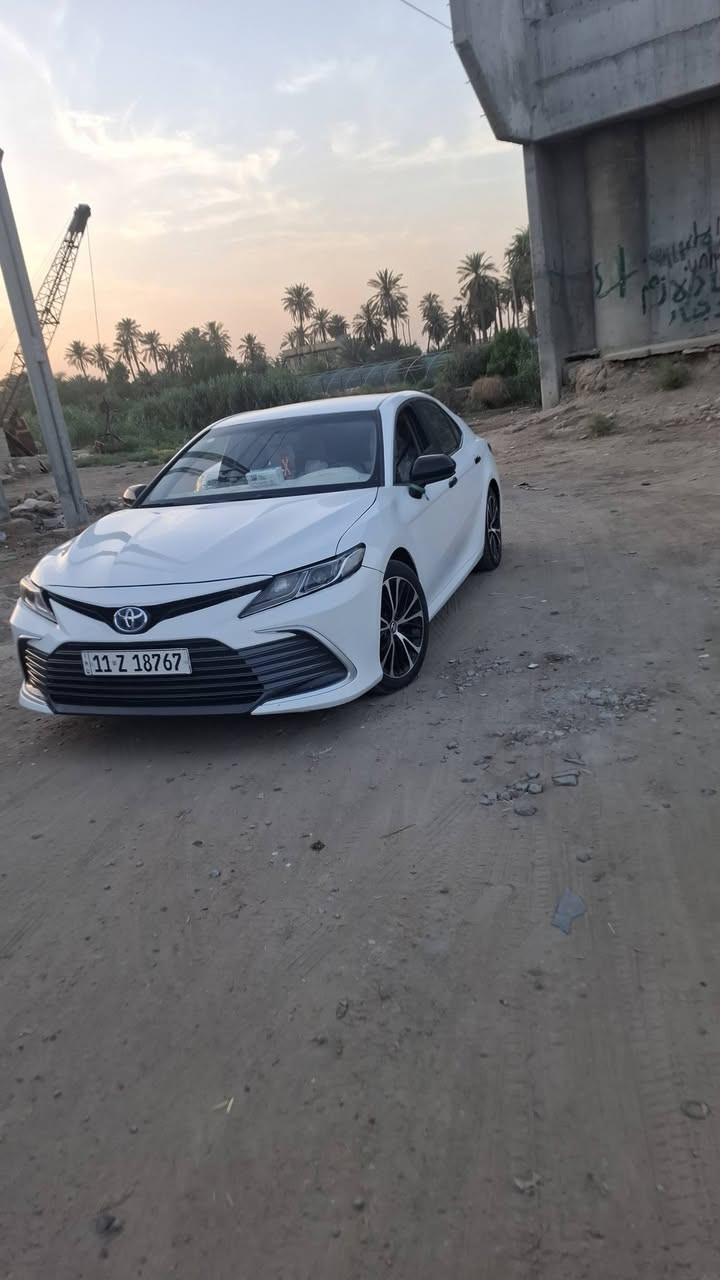 السلام عليكم
كامري موديل ٢٣ اصل اصل اصل 
تكسي دبي 
مصبوغه عام تغير لون 
موصفات le 
تبريد مكينه كير بطاريات حداديه كله خير من الله 
ب١٤٠ وبيها مجال لطيبين 
***********
عنوانها ديوانيه
