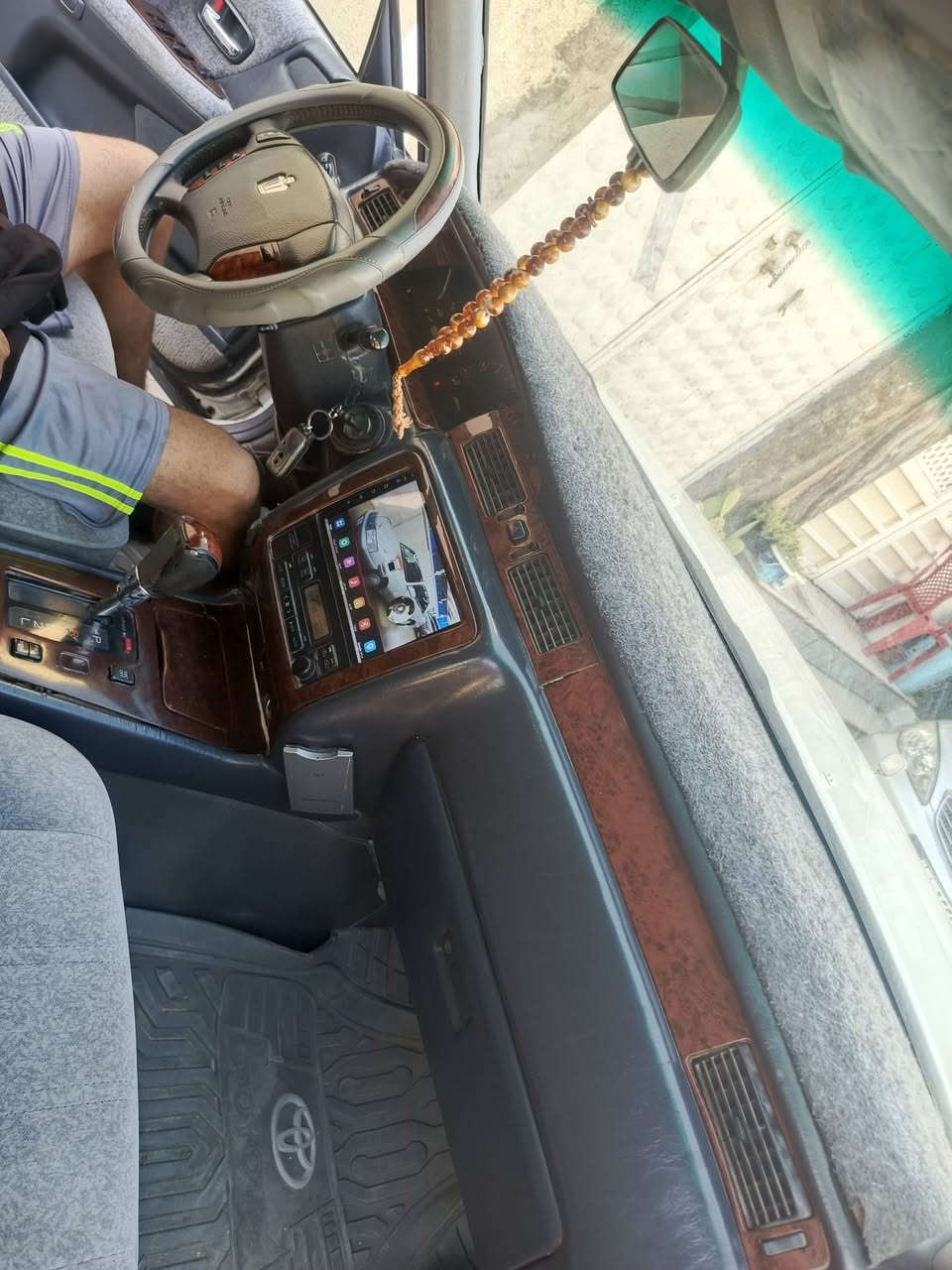 راس ثور البيع كفاله عامه من ضربه و كصه رقم نبار بسمي شرط مداور سياره فلين مال جناي دكتور متعوب عليه  ماكن  سياره نجف كوفه  ‏‪***********‬‏
