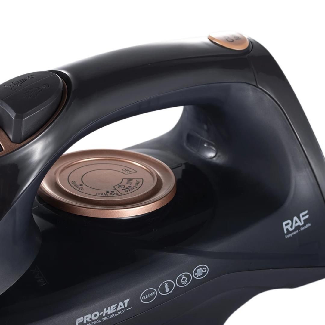 #معرض_تووب_شووب
✨ مكواة لاسلكية متطورة&hellip;
السعر 33,000 مع التوصيل 
***********

 كي أسرع بدون فوضى! استمتع بحرية الحركة مع تصميم لاسلكي بالكامل وقاعدة شحن ثابتة. رأس دقيق يوصلّك لأصعب الزوايا مثل الياقات والأكمام، مع قاعدة سيراميك تنزلق بسهولة بدون أي التصاق. 💨 بخار عمودي قوي للملابس والستائر 🧼 وظيفة تنظيف ذاتي لإطالة عمر الجهاز 💧 خزان 220ml 🔥 قوة 2200 واط &ndash; تسخين خلال 30 ثانية فقط 🌫️ 3 مستويات بخار + منظم حرارة لكل أنواع الأقمشة 🚫 نظام مانع للتنقيط لضمان كي نظيف بدون تسرب جاهزة تخلي ملابسك مرتبة خلال دقائق! 💙
