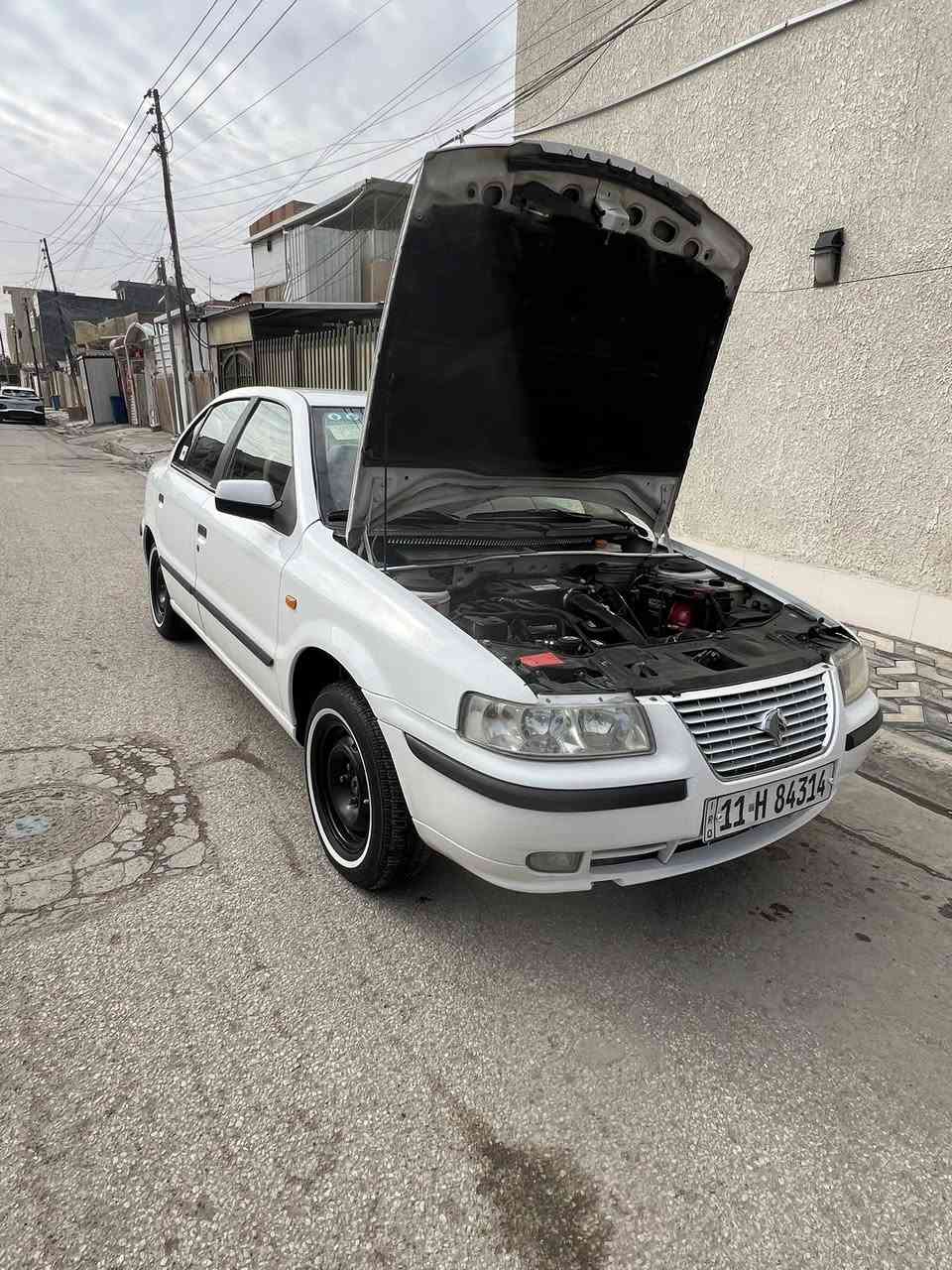 للبيع مديل 2017ايراني اصلي ايراني اصلي
كير ومكينه كفاله لاضربه ولاصبغ ولا تبديل بيه بارد بالهلال مال جاملغ الخلفي فقط تبريد ثلج صدر امامي خلفي جديد تخم تاير نكسن رقم جديد بسمي 
مكاني بغداد شهداء البياع 
السعر اتصل على هذا الرقم ‭0771 572 5926‬ وبيك خير وتدلل
