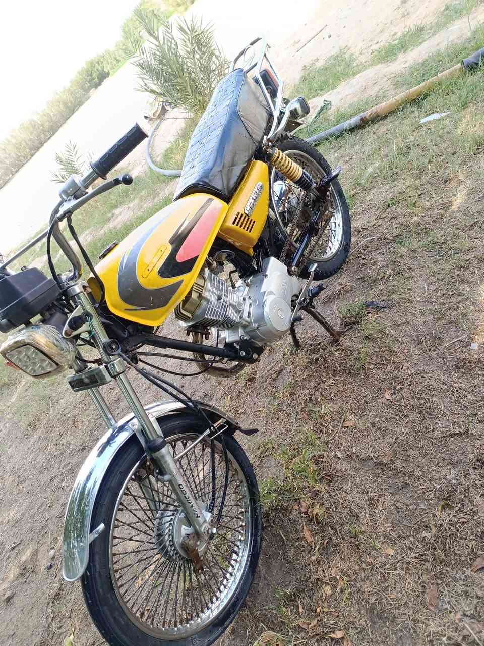 دراجة ايراني🇮🇶 اوراق اورقها بيهن نقص🇮🇶 
مديل 20 مكاني سفوان سفوان السعر550وبيها مجال بسيط كلش 
‏‪***********‬‏
