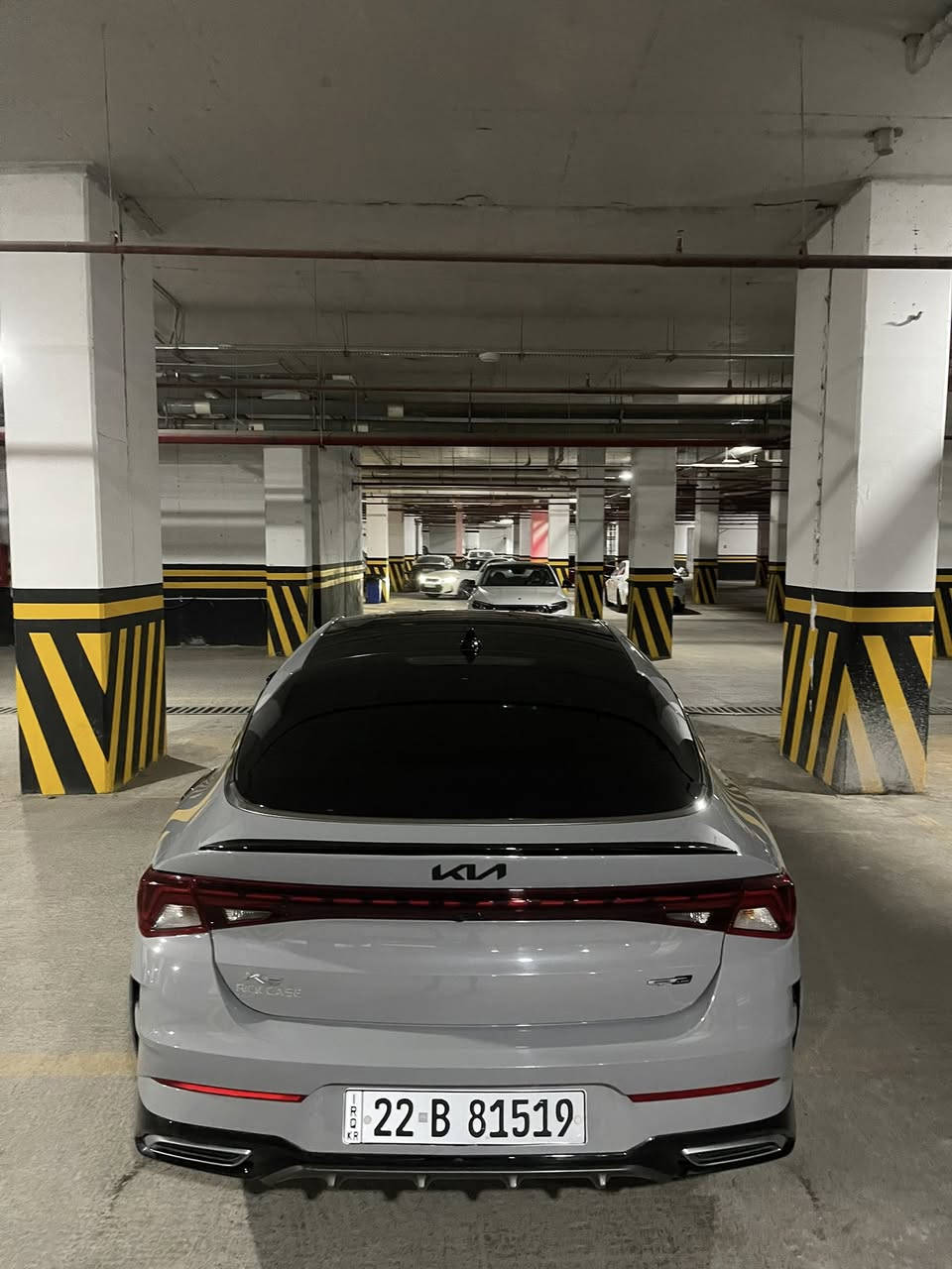 🚗 للبيع – Kia K5 GT-Line 2022

📌 الموديل: Kia K5 GT-Line 2022
📌 الممشى: 53,000 كم
📌 القير: أوتوماتيك
📌 اللون: سمنتی 
📌 الحالة: نظيفة جداً من الداخل والخارج
بس بونیت بیها سبغ 

✨ المواصفات:
• فئة GT-Line أصلية
• شكل خارجي وداخلي مرتب
• بدون ضربات أو حوادث
رقم اربيل ب اسمي 
سعر 20000$ 
واتساب 
***********
