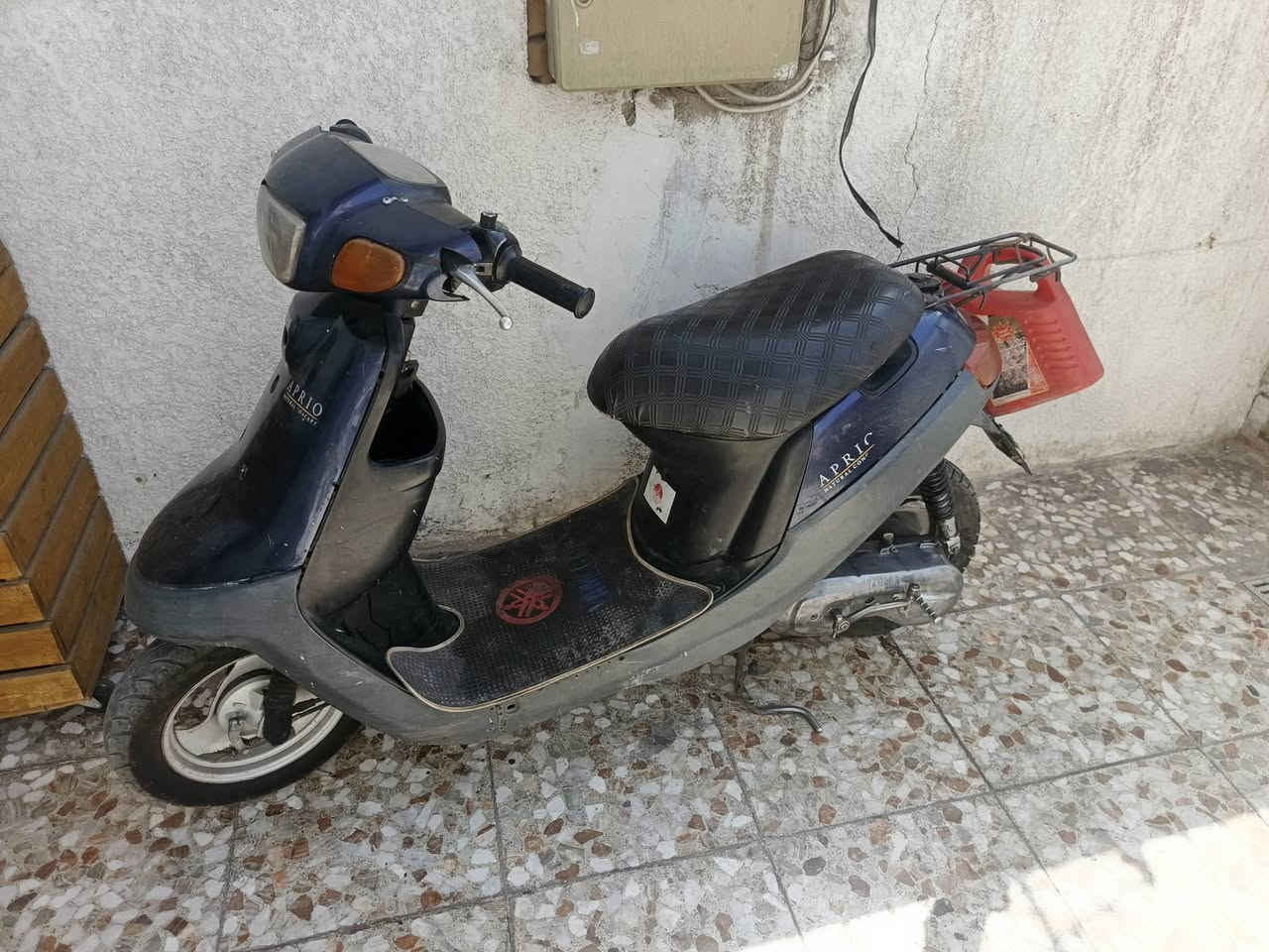 دراجه بطه 60هندر وسلف عوزن باتري كامله مكمله عداد سرعه دراجه بلاديه
ترتيب بصيط 
السعر 350
بغداد الشعب 
***********
