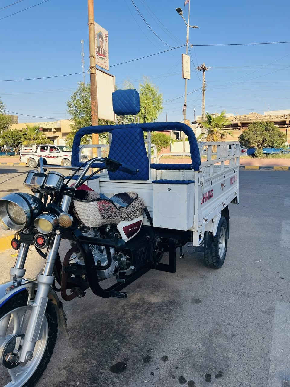 للبيع ستوتة موديل 20بلادي محرك بلادي ستوتة كلهة بلدي قطرت صبغ ما بيه سعر 1400بيه مجال شراي خابر ***********
