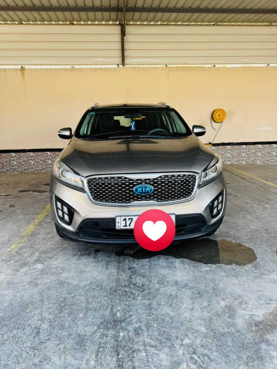 سورنتو ٢٠١٧ وارد امريكي صور الحادث موجودة بالمنشور 
المكان السماوة رقم مثنى باسمي والسنوية جديدة 
٦ سلندر سبعة راكب 
جاهزة اي نقص مابيها تخم تاير جديد
***********
