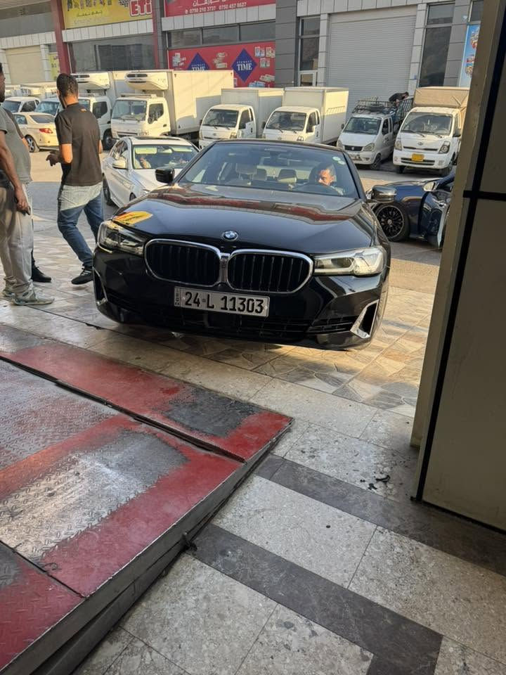 Bmw 540i 2021
وارد امريكي كلين تايتل
فول فول مواصفات ما عدا برادت وابواب شفط
رقم دهوك
ماشية 70 الف ميل
سيرفس وكالة العروش بأنتظام(تشمل زيت المحرك وفلتر تبريد وفلتر زيت)
تخم تاير دنلوب قبل شهر
السياوة قليل ماشية بالعراق
لون الداخل مميز
كفالة كلشي بيها بلاد
سعرها مناسب جداً(بيع مستعجل)
345 وبيها مجال قليل جداً
مكانها ذي قار
***********
