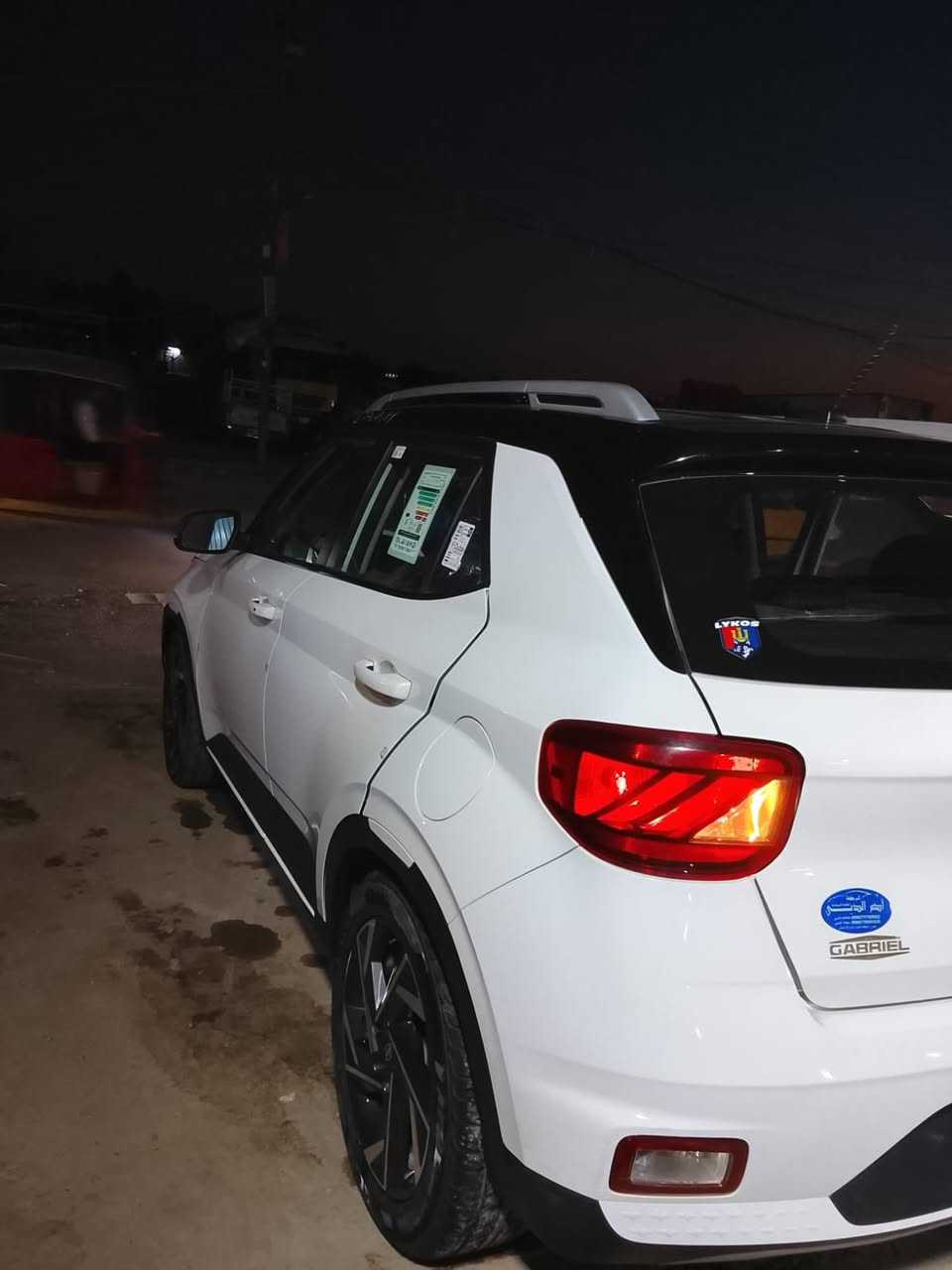 مرخصة لادمن 😍
سلام عليكم 
سيارة هونداي فينو للبيع 
سيارة وارد امريكي موديل 23 فووول موصفات 

سيارة تحكمات ورادرات وبصمة وتشغيل عن بعد 
ومري شفط 
سيارة معروفة موصفاتها 
محرك ١٦٠٠ 
سيارة حادثها بس داعمية امامية مبدل وبارد بخشم البنيد 
رقم بغداد انكليزي بسمي تحويل ثاني يوم 

السعر 140 وبيها مجال 
الرقم ***********
