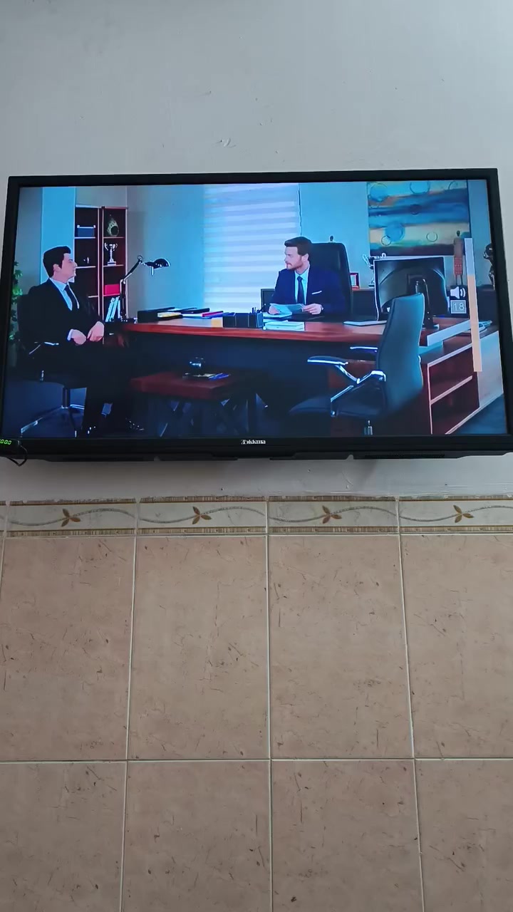 السلام عليكم عندي شاشه حجم 43 بدون نت وياها ستلايت ابو النت داخل النهروان سعر غفل 125 ألف 
***********
