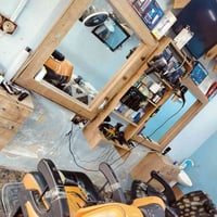 ديكور مع كراسي للبيع 07708258282 مكاني الايمن استفسار اتصل عل الرقم