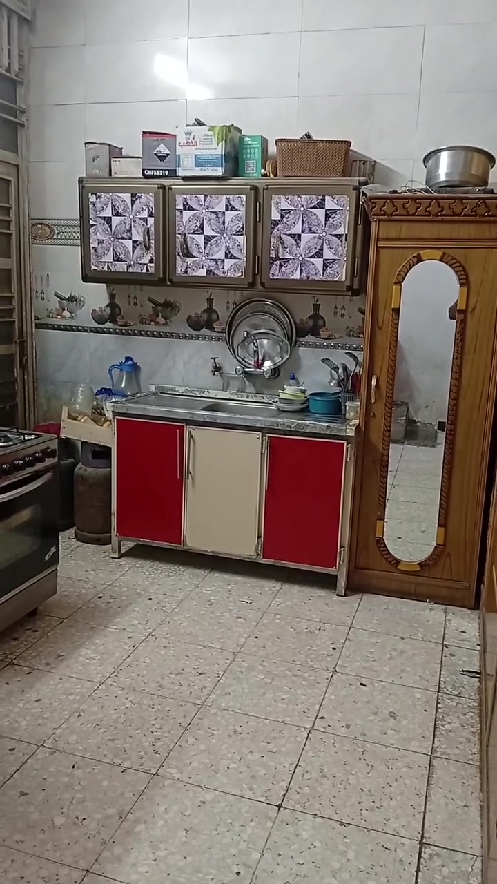 ***********
