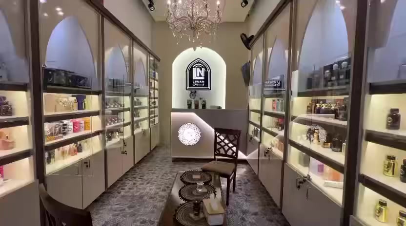 فاترينات تسكام الخشب بارجوب جدد بمعنى كلمة مع كشير للتواصل على ***********
