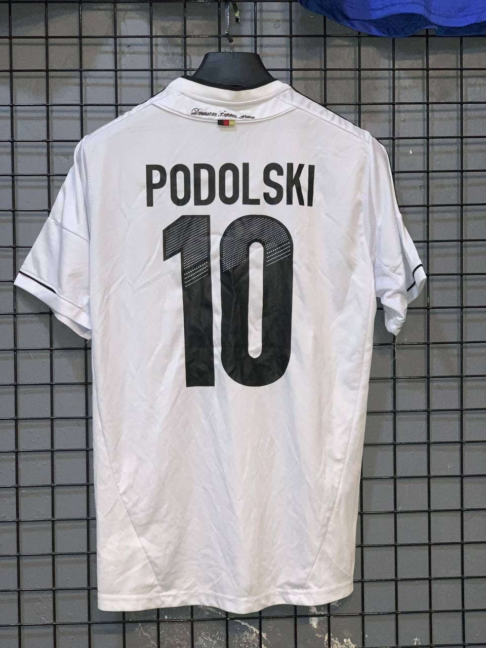 دريس ألمانيا 2012 للاعب بودولوسكي اصلي وكالة قياس m,l


**إذا كنت صاحب هذا الإعلان وتريد حذفه لأي سبب، رجاءا أرسل رسالة إلى الدعم الفني**