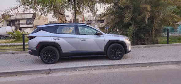 السلام عليكم
توكسان XRT موديل 2023
ماشية 39 الف   ميل
فول ماعدا البانوراما
دفع رباعي
تشغيل عن بعد
صندوق كهرباء
كرسي كهرباء
كراسي تدفئة
شاحن واير ليس
تبريد قطعتين
هاند بريك بصمة
انظمة قيادة 
بصمه
محرك 2.500 … 4 سلندر 
وغيرها من المواصفات المعروفة
حادثها بنيد مبدل ومصبوغ بدون لا شاصي ولا لغد
وهنا صار بيهه شخط بالباب الخلفي وموضح بالصور مع السونار مع رقم الشاصي
رقم اربيل الجديد تحويل مباشر للمشتري

السعر210  أو مراوس حسب القناعه مجال بسيط
للاستفسار ***********
متوفر واتساب
مكان السياره بغداد حي العامل من جهة السريع
