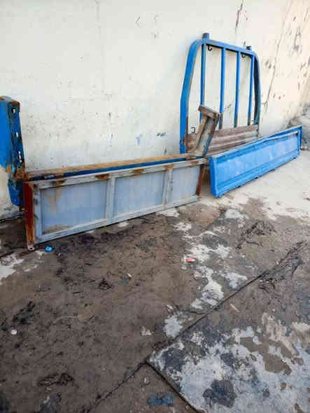 سلام عليكم  
عبا صفاحيات  2 باب عمل سعر 200وبيهن مجال رقم*********** هاتف
