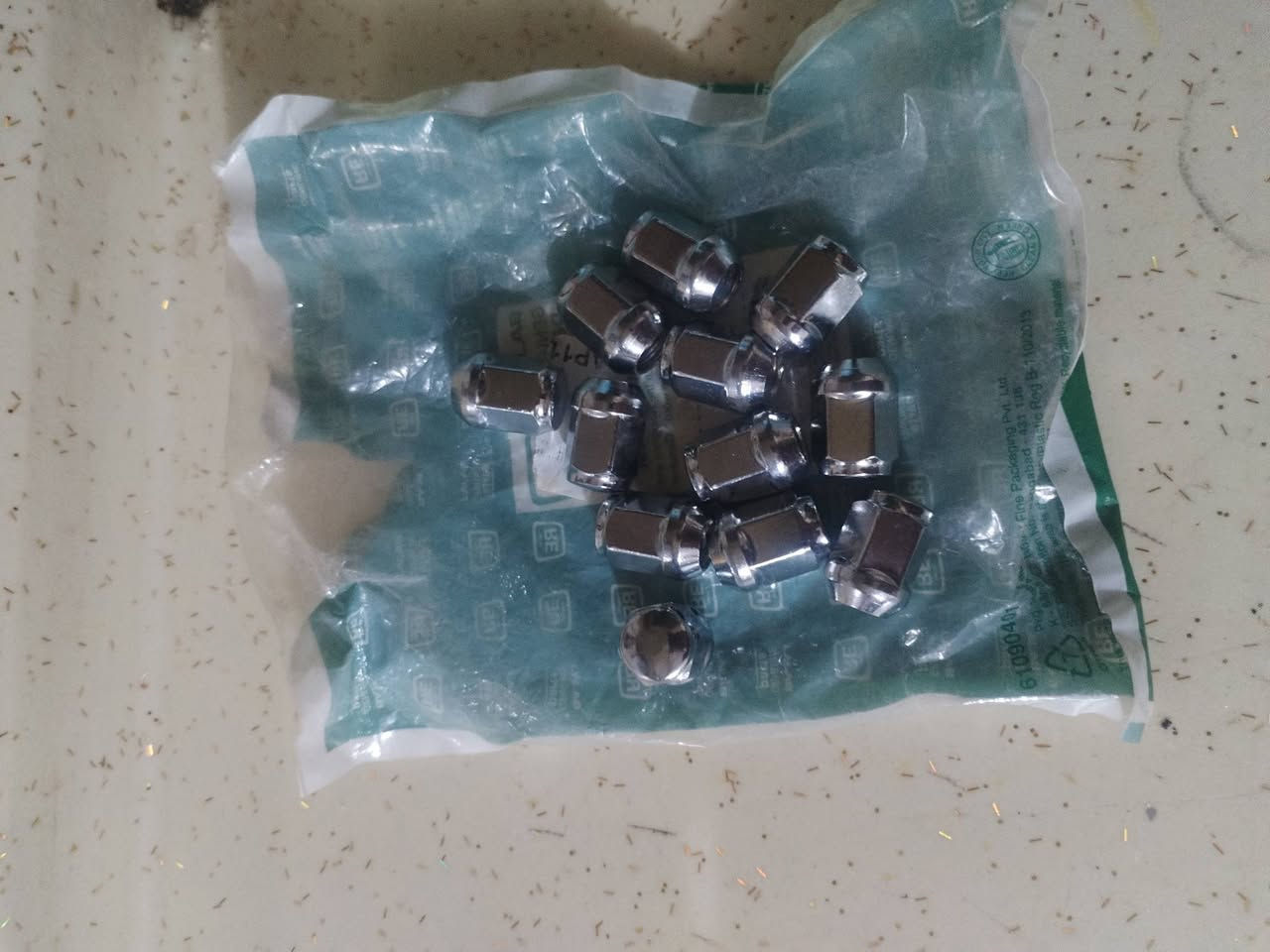 سلام وعليكم غراض سبيسي للبيع وجهه امامي رصاصي نضيف دوشمه بجيس غلاف قبق هندر ترايش تضيفات ستدات حجم ١٩ مكان كوت


**إذا كنت صاحب هذا الإعلان وتريد حذفه لأي سبب، رجاءا أرسل رسالة إلى الدعم الفني**