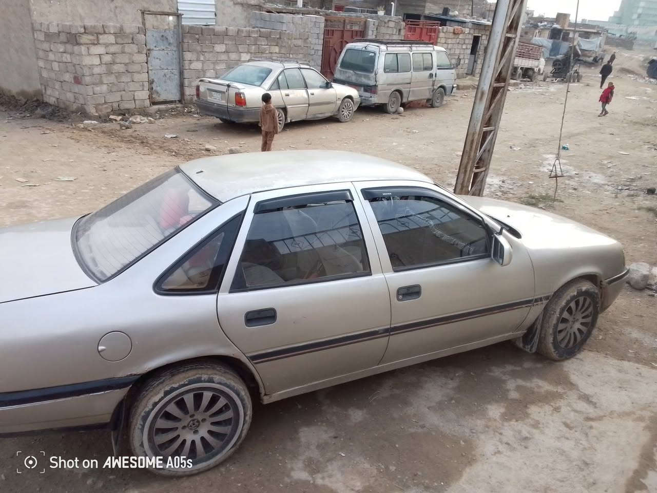 مكلف بنشر اوبل فكترة حجم 18 شرط وكالا تحويل صاحبها الشرعي موصل جانب الايسر 38. وبيها مجال *********** المكان الجانب ايمن حي الهرمات
