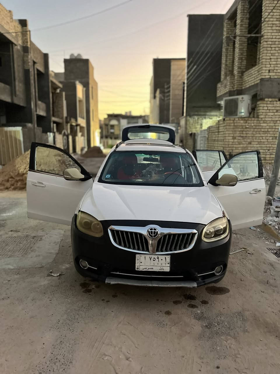 برانس 14 مواصفات معروفه أكيد السيارة باسمي رقم بابل دولي السيارة مكلوبه ومعمرة ابيعلك كير محرك دواخل كص كفاله   السعر٥٥ بيهه مجال مكان السياره ببغداد تبريد شغال 
***********
