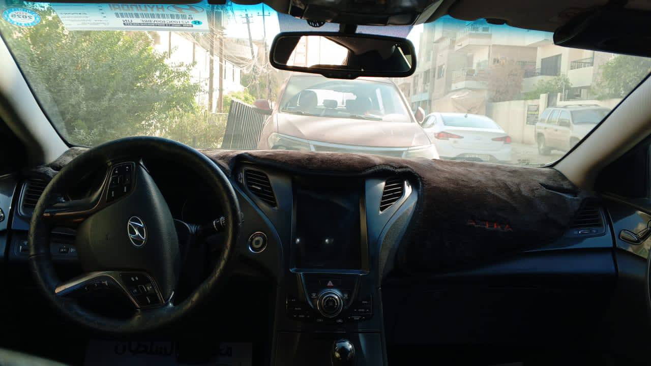 السلام عليكم
للبيع فقط 

ازيرا 13 محدث بجم 17 

بيها 5 قطع صبغ

كراسي كهربائي

كراسي تدفئه وتبريد 

كرسي السايق مساج

ثلاجه

أوتو هولد

هندبريك بصمه

بردات جانبيه وخلفيه 
113 $

*********** 

رقم سليمانيه باسمي
