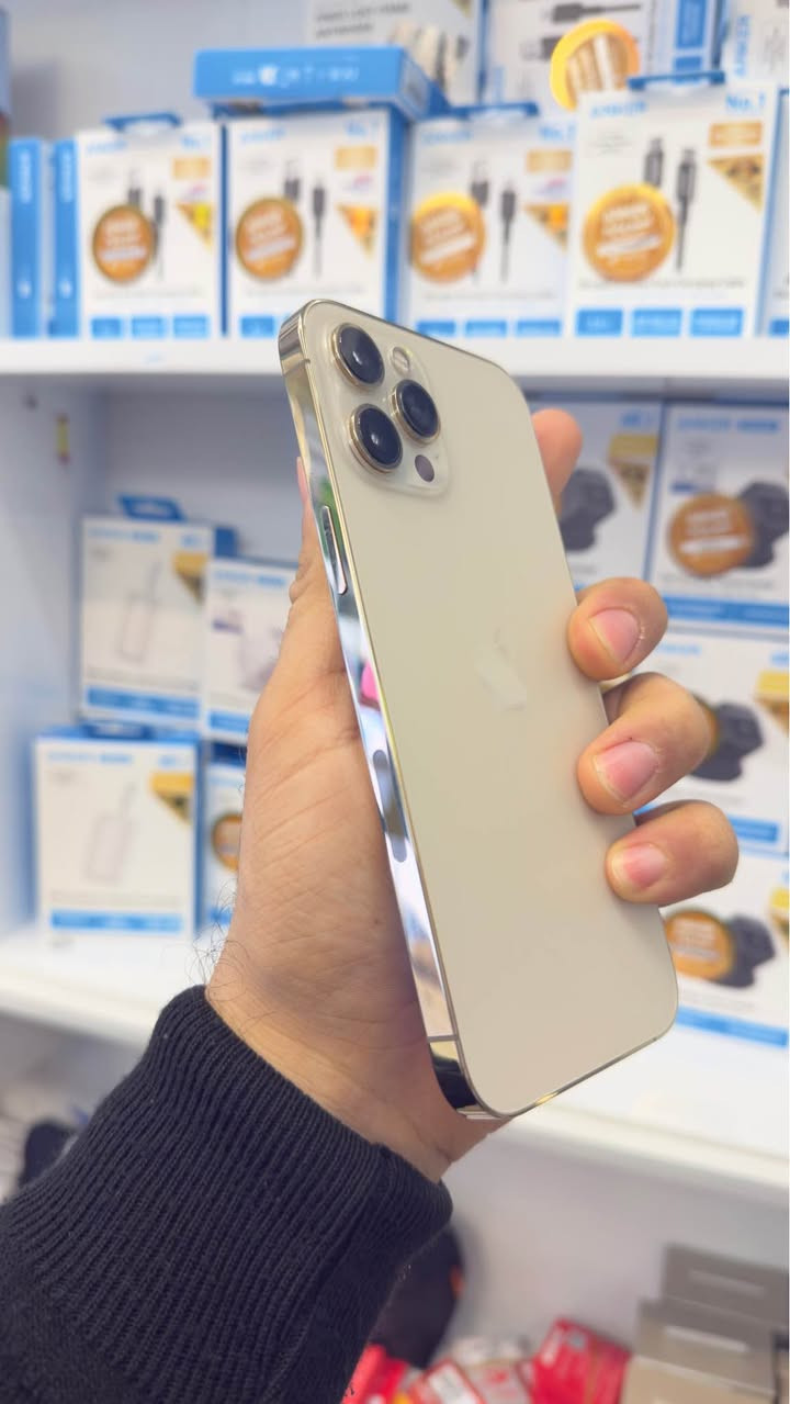 ايفون 12برو ماكس ذاكره 256 مبدل بطاريه وكاله الجهاز شخطه مابي السعر 450قفل *********** العنوان كركوك قصاب خانه مجاور صيدلية الكندي عباس فون كركوك, العراق
