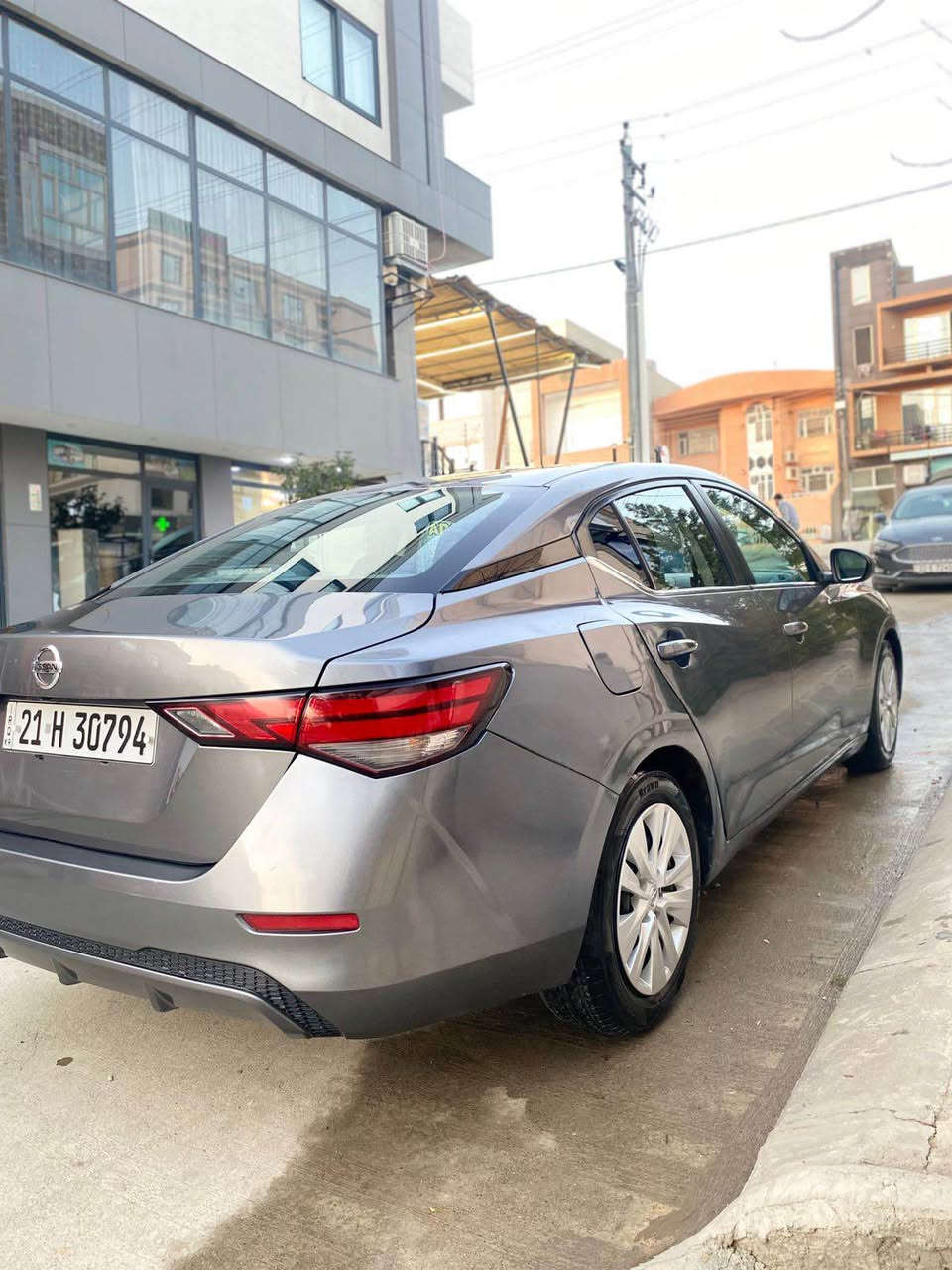 السلام عليكم 
نيسان سنترا امريكي
موديل 2020
بيع او مراوس 
مواصفات S
شاشه كامره
رادار امامي وجانبي
بصمه 
نقطه عمياء 
ماشيه 67 KM
حادث جانبي ربع باب وجاملغ خلفي بدون دواخل 
ايرباك سستم 
رقم سليمانيه 
مكان سليمانيه 
سعر 130 
تحويل وغرامه بشرط
*********** السليمانية, العراق
