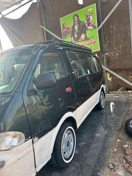 السلام عليكم 
كيا بريجو موديل 96 نظيفة ما بيها أي ضربة ومكنية وكبر مكفولات رقم انگليزي  مصفره من الغرامات والضريبة والهيئة مداورة ثاني يوم سنوية بأسمي السعر 57 وبيها مجال للشرائح
بابل/طفيل
***********
