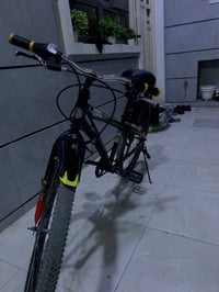 C700 • ٧كير • زعفرانيه