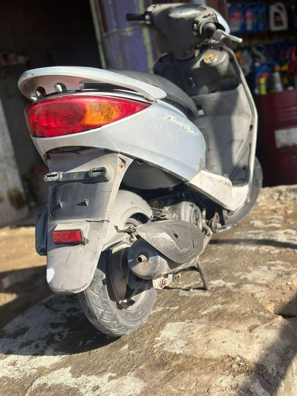 سلام عليكم دراجه بريز نوزل مكفوله كفاله عامه صاله شهر من نازله جيب فيتر وفحص مكانه بغداد الرشاد سعر 950 بيه مجال بصيط رقم ***********مامتواجد فيس
