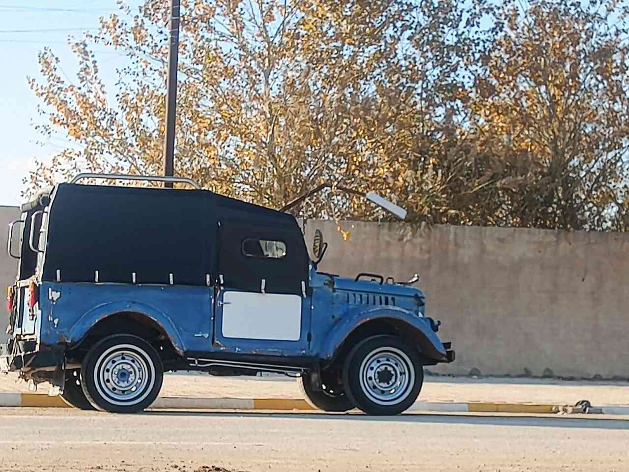 السلام عليكم
زوبه أصولي رقم انكليزي بأسمي تحويل ثاني يوم 
مكينه كير مكفولات تحويره كامله 
 اربع لفات ورك جدد كهربائيات كامله دوشمه و كراسي روسي جدد مسطره كامله و جديده تخم تايرات و ويل جدد 
السعر 5700 و بيه مجال للشراي مكاني الصويرة
      #للاستفسار
 ‏‪***********‬‏ 
***********
