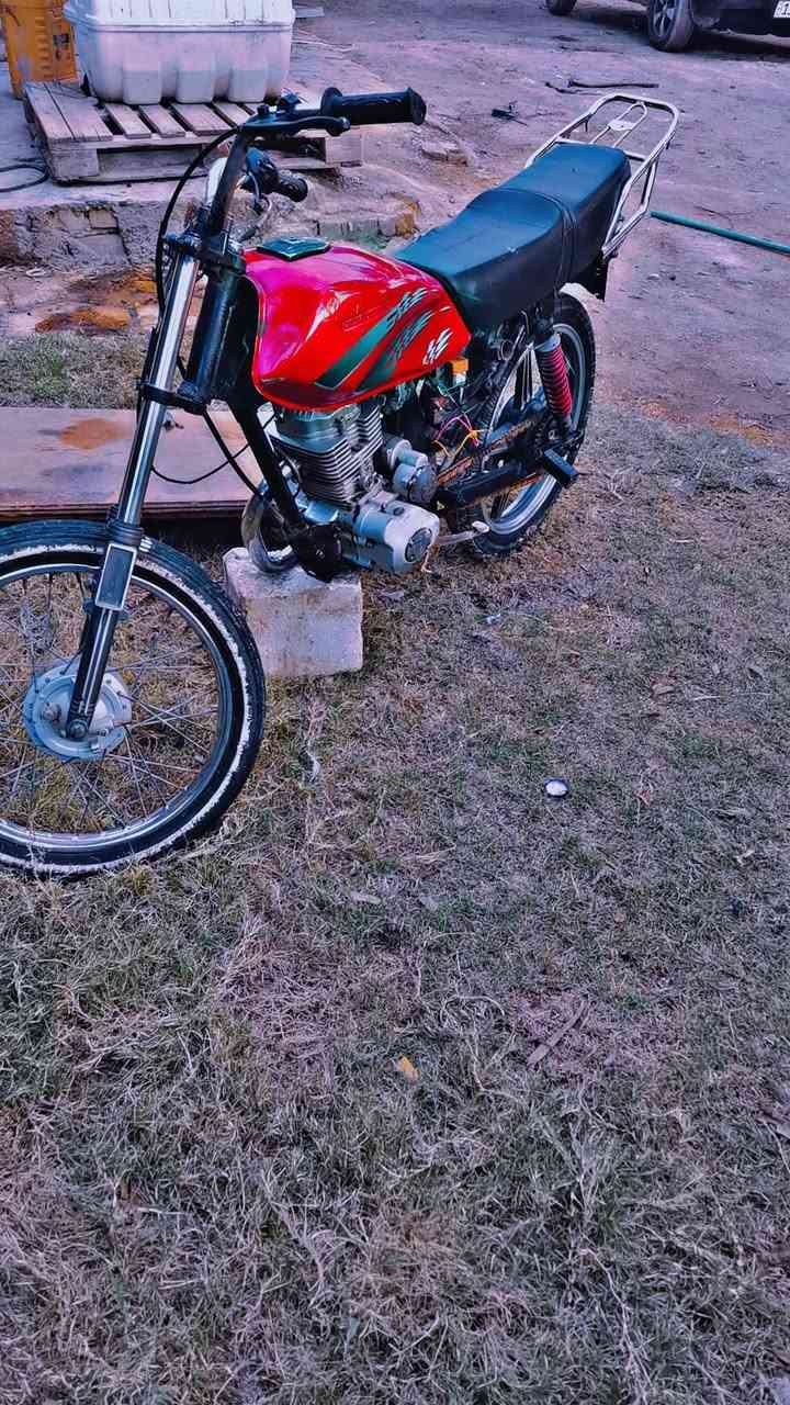 السلام عليكم خمسة كير للبيع شغالة وتمشي لاصرف لادخان مكينة ناعمة
السعر ١٦٠وبيها مجال
مكاني بغداد البياع الشرطة الخامسه ***********
