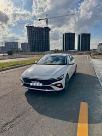 هونداي النترا للبيع مديل 2025 ماشية 8000 بعدها زيرو مواصفات لد نهاري 4...