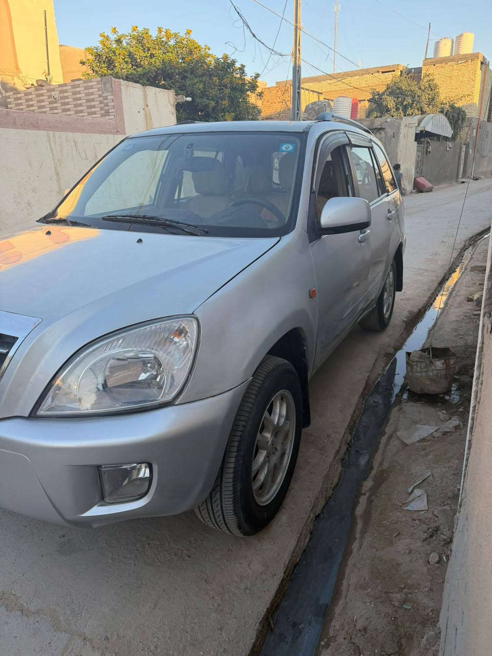 تيكو 2011
كير ميكانيك 

رقم انكليزي 

تبريد شغال 

كير ومحرك فول 

حداديه وتخم تاير

 مضبوغه حزام لل جماليه

للبيع او المراوس 

بابل _ القاسم 

***********
