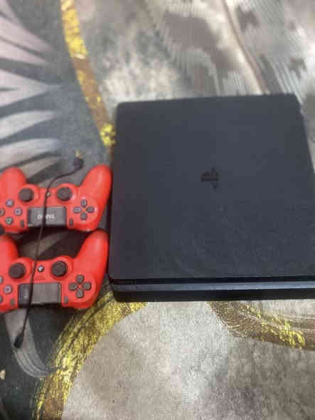 السلام عليكم بلي4 سلم  اونلاين 500 كيكه جهاز نضافه100‎%‎ اشتريته كامل وما استعملته بسبب الشغل 
كامل ملحقات 
كارتونه
كيبلhd
كيبل تشغيل 
واير شحن 
يوبي اس 
جوستك عدد ثنين 
جهاز ما مفتوح بعده عل وضع الشركه  
سعره225 مكاني بغداد الدوره ابو دشير 
***********
