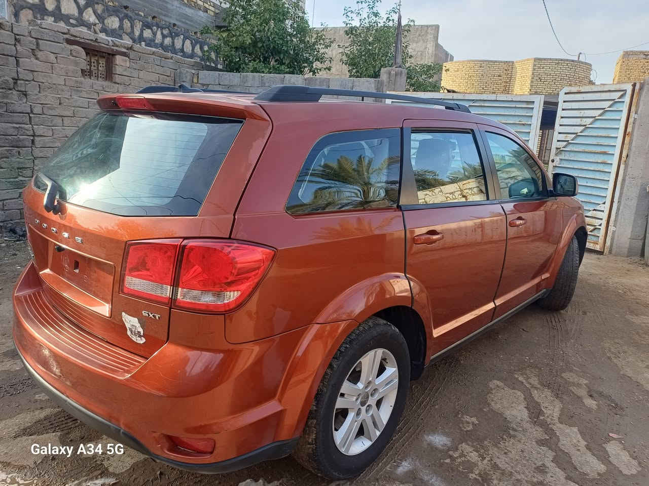 دودج جورني موديل 2012 ماكينه 2400
سبعه راكب رقم بابل انكليزي سنويه وهزه جديده 2026 
اربعه سلندر ثلاث قطع تبريد تحكم ستيرن ثلاث بصمات
بدون قطره صبغ صور الحادث والسونار موجوده 
 السعر ١٢٠ وبيه مجال
 المكان بابل ***********
