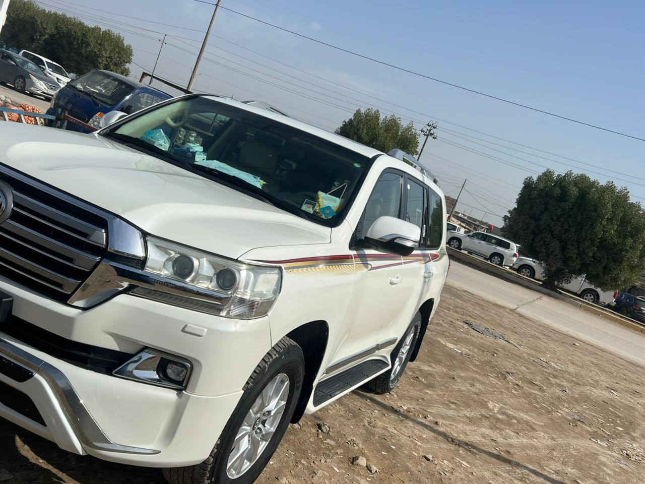 سلام عليكم للبيع 2017 ابريم
ماشيه 100
مكفوله عده الجاملغ المامي انشخط ورشيته
اسياره جديده وخير من الله
السعر 440 وبيها مجال
العنوان بابل الهاشميه 
***********
