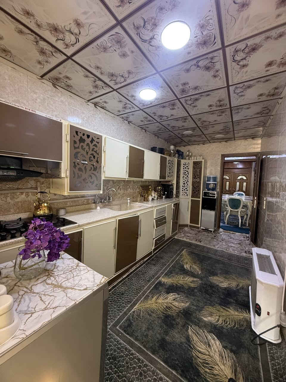 دار للبيع الموصل حي المصارف خلف ارشد الزيباري مساحه 200 متر 
طابقين 3 غرف وهول واستقبال وكراج 
بيع او معارض مع بيت 300 متر 
سعر 325 مليون وبي مجال 

للإستفسار مراجعة المكتب او الاتصال على الأرقام التالية   عمار العبيدي   
***********
*********** واتساب
  ايمن   
 ‏‪0750 214 4093‬‏    ‏
‏‪0775 630 2993‬‏ واتساب
   اوس 
‏ ‭0770 287 3744
‏  ‬ ‭0750 219 5078‬    
ابو سند 
‭0 775 714 2899‬
عنوان المكتب حي النور سايدين دانية ماركت مقابل افران الرائد
