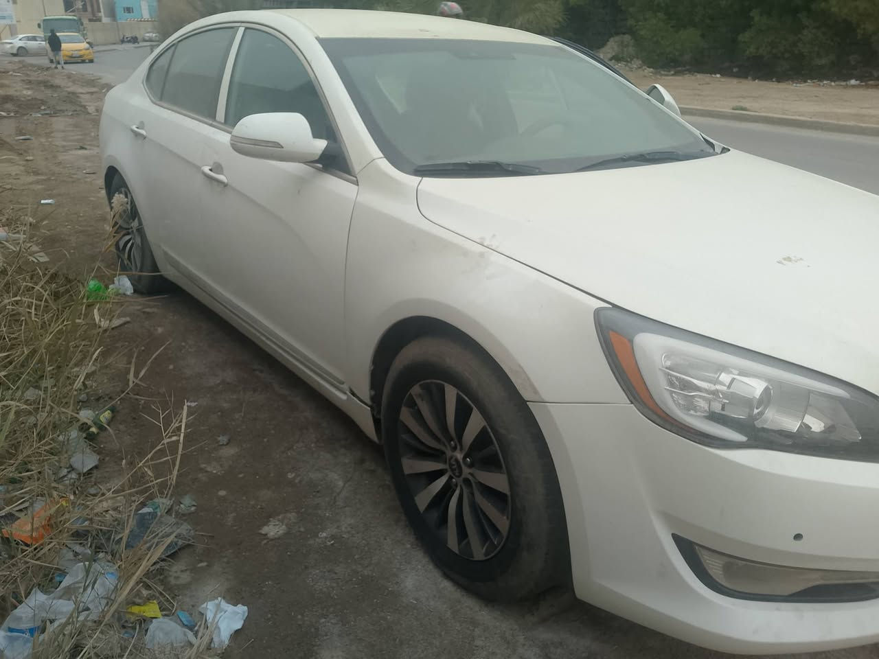 كيا كادنزه موديل 12 خليجي 
محرك 3500
محرك كايم 
بيها بنيد مبدل و دعاميه وجامغ بصف سايق راجع نفسه 
سياره متروكه ابيع ع وضعها 
رقم سليمانيه سنويه 28 
مكان بغداد حي جامعه قرب شارع الربيع 
سعر 80 بي مجال عليها غرامه 390 
طلبه بالتعليق 

#ادارة_الصفحه ⚡
 @أبرز المعجبين 
*********** وتساب  مكلف
