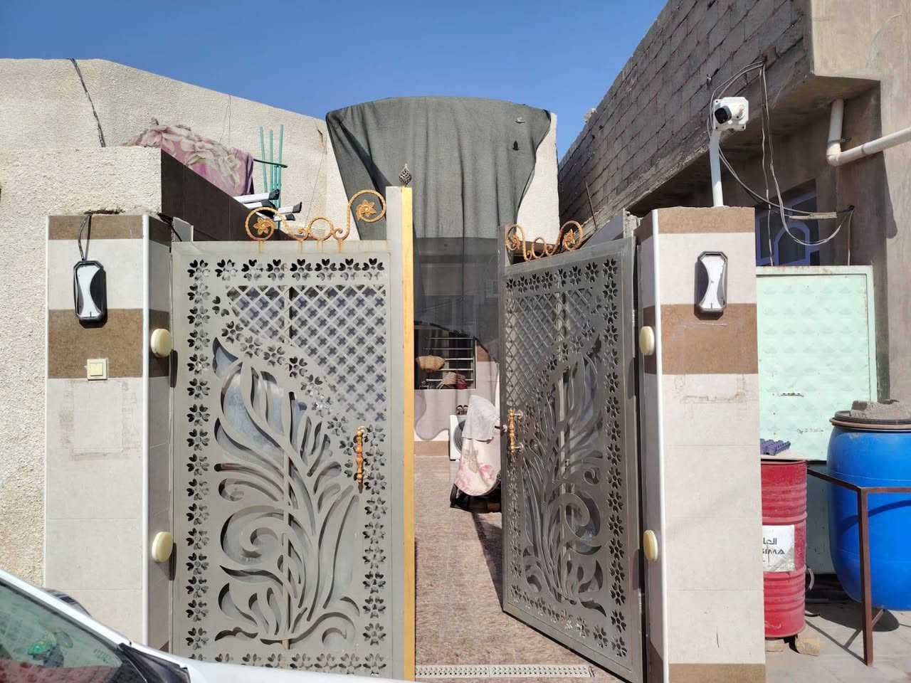 🏠 مشتمل للبيع - فرصة ممتازة
للبيع مشتمل بمساحة 100 متر، ملكية رسمية طابو صرف، جاهز للسكن أو الاستثمار.

📍 الموقع: بالقرب من مطعم مندي وتنور

📞 للتواصل: [***********]

🔹 تفاصيل المشتمل:

طابق واحد

غرفة نوم واحدة

صالة واسعة

مطبخ

صحيات خارجية

خدمات كاملة: كهرباء، ماء، مجاري

شارع تبليط

✨ فرصة رائعة لمن يبحث عن سكن مرتب أو استثمار مضمون
