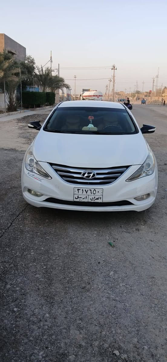 سوناته خليجي 2012سياره جاهزه مانقصه برغي محرك 20400بسم كردي والمداور ثاني يوم بيه صبغ شبر عله طول البنيد بدون ضربه والسياره مكفوله ماعده الي مكتوب كدامك رقمه اربيل السعر 120 مكانه دوانيه قضاء الشنافيه***********
