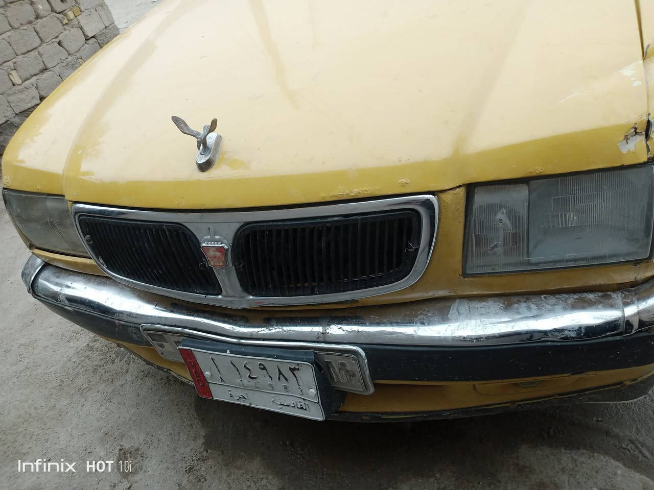 فولكا ٢٠٠٤ محوره مكينه وكير فيفتي جدد حدايه سيدان كله محوره تخم تاير كهربائيات شغاله حداديه جديده 
اصل ابيض محوله تكسي ب2017-
جاهزه ااسعر 28ورقه وبيه مجال بسيط 
الشطره 
***********
