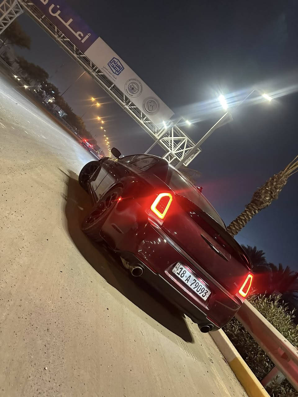 كلايسر. ١٧ 300C
معروفه مواصفاته ماشيه ٩٠  مايل 
رقم بابل بسمي
 تو ويل 

حادثها جاملغ  بارد وبنيد مصبوغ موجود بلمنشىر لحادث 
السعر ٢٢٠ قابل لتفاوض
 مكان السياره بغدادابو غريب 
*********** بي واتساب
