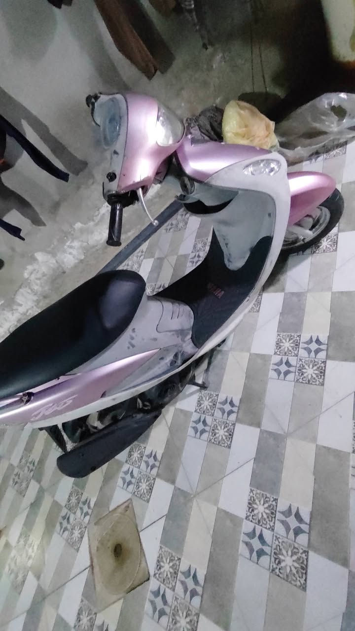 ماكس منغولي اللون وردي دراجه حاويه صارلي  3اشهر عندي للبيع السعر خاص او الاتصال على الرقم ***********
