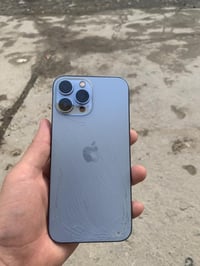 ١٣ برو ماكس ذاكره ١٢٨ بطاريه ٧٩ شرط كله بلادي بس الضهر مكسور فقط جهاز ...