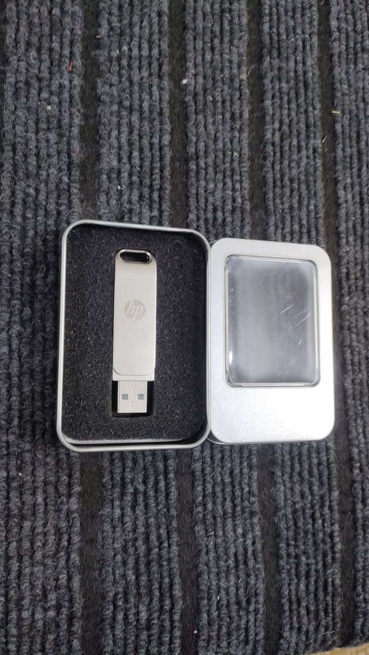 السلام عليكم 
مجموعة فلاشات 
الأسعار أسفل الصور 
متوفر توصيل


**إذا كنت صاحب هذا الإعلان وتريد حذفه لأي سبب، رجاءا أرسل رسالة إلى الدعم الفني**